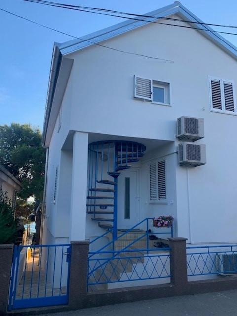 Seaside Apartment Padre Bibinje Bagian luar foto