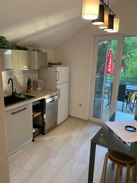 Seaside Apartment Padre Bibinje Bagian luar foto
