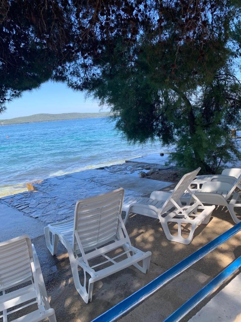 Seaside Apartment Padre Bibinje Bagian luar foto